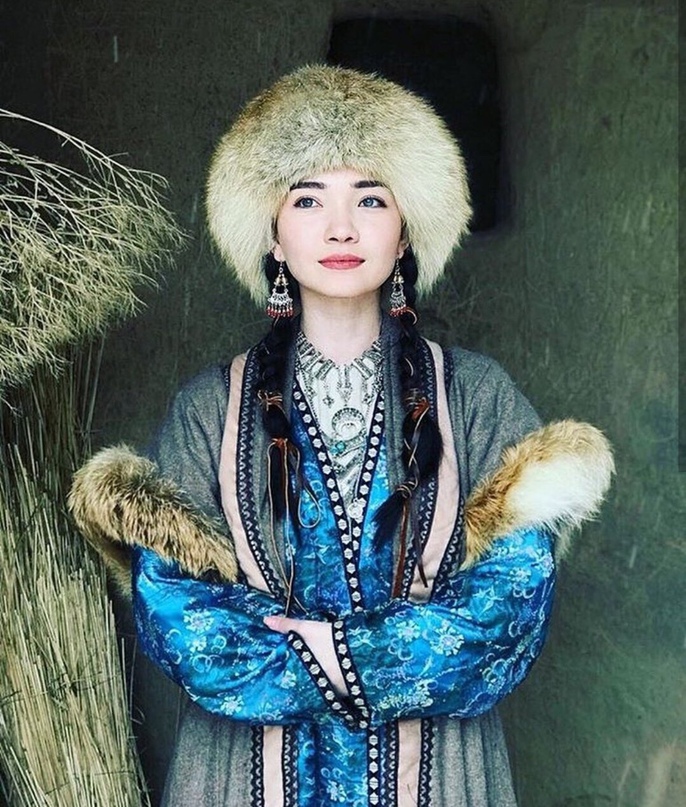 Мұңайма «Құсни сәулем» Мұңайма «Құсни сәулем» - на weekend.bugin.kz