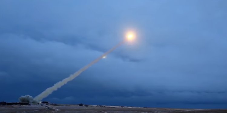 Путин: Ресей әлемді құрдымға жіберетін ядролық зымыран жасауда Путин: Ресей әлемді құрдымға жіберетін ядролық зымыран жасауда - на tech.bugin.kz