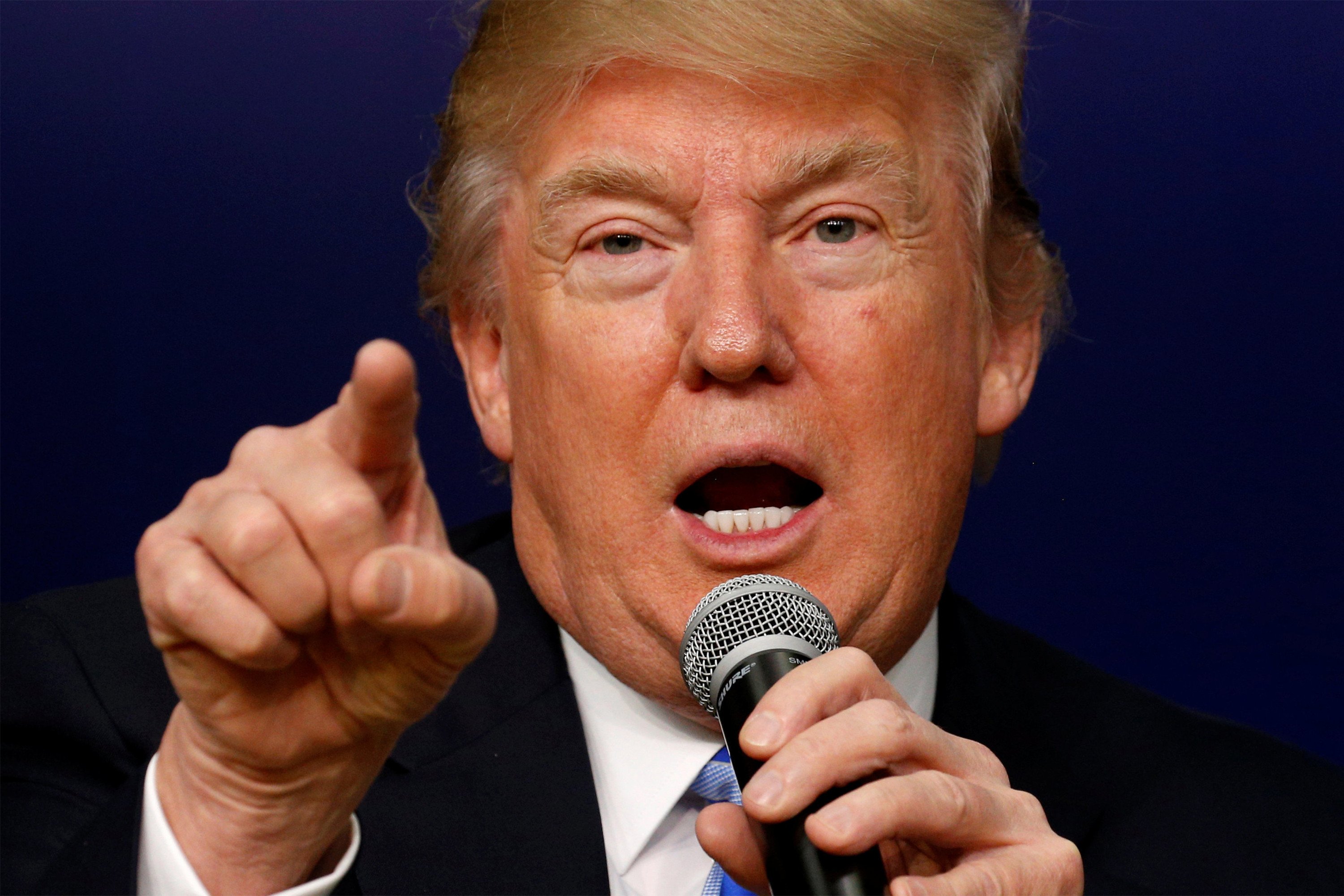 Трамп: Мен тұрғанда Иран ешқашан ядролық қару қолдана алмайды Трамп: Мен тұрғанда Иран ешқашан ядролық қару қолдана алмайды - на politic.bugin.kz